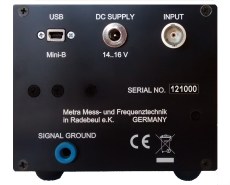 Takaosassa USB mini-b liitäntä, DC supply 14..16V liitäntä ja input liitäntä